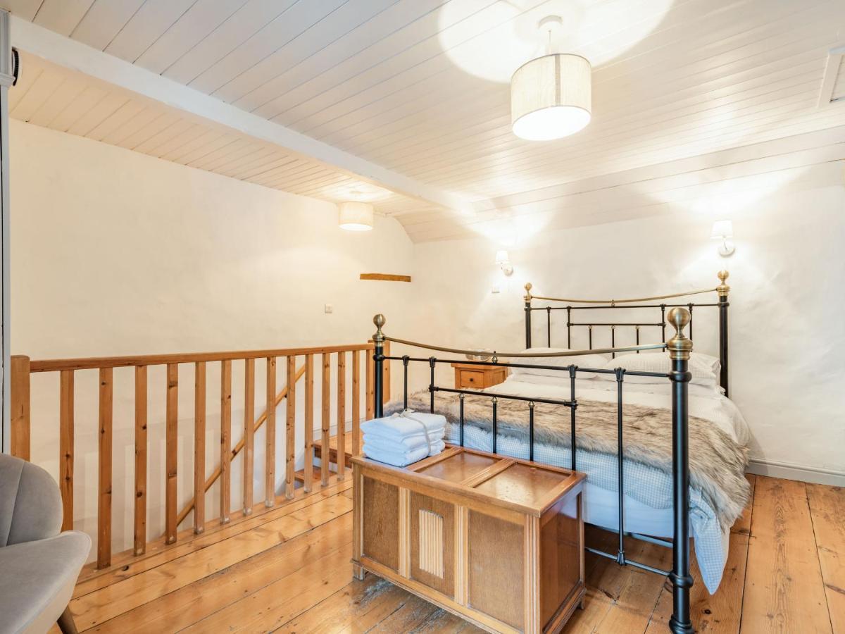Calamine Cottage ครอมฟอร์ด ภายนอก รูปภาพ